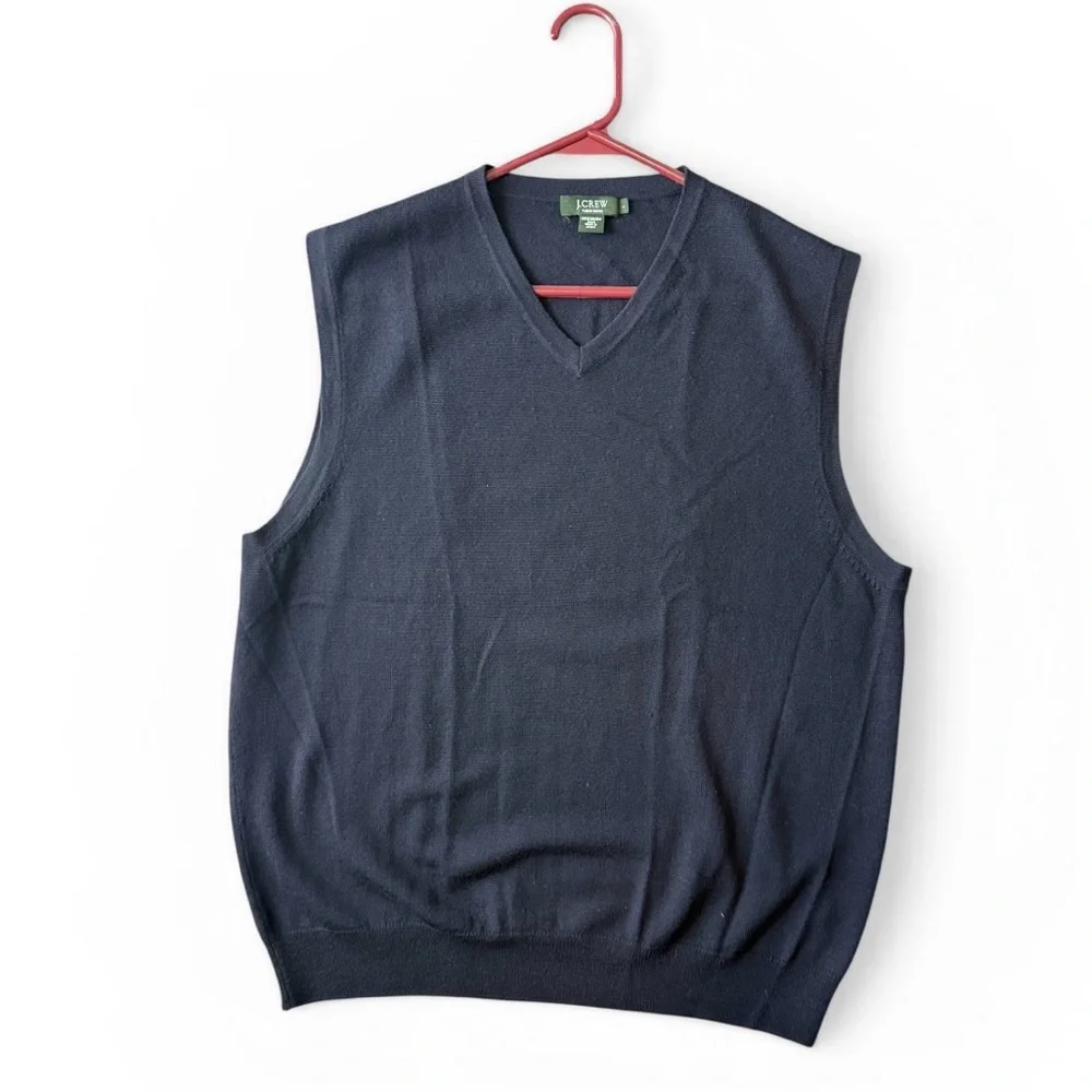 J.Crew Italian Merino Wool Sweater Vest Navy V-Neck Preppy Academia Quiet Luxury - Picture 1 of 9